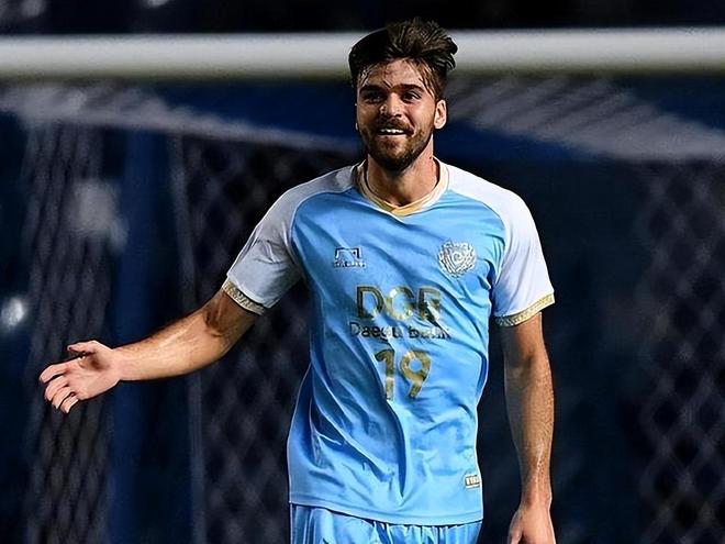 开云体育-包含里程碑夜！俄克拉荷马雷霆官宣签约；亚冠今晚刷纪录；质疑声仍在；资深球员宣示担当的词条